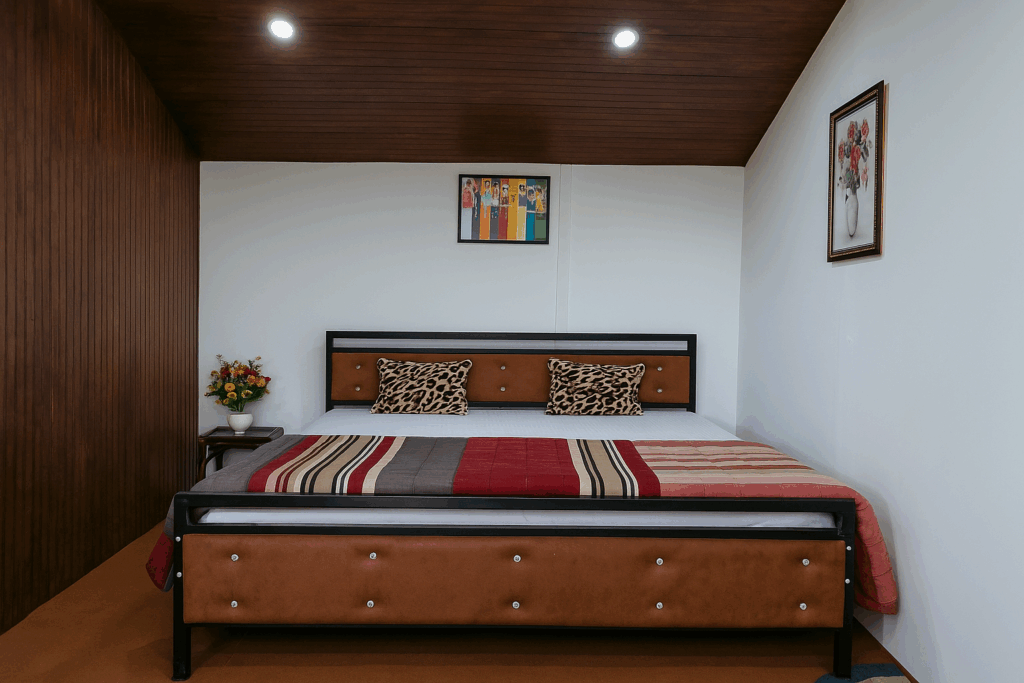 Semi Deluxe Room in kanatal